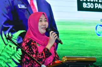 Majlis Penyampaian Hadiah