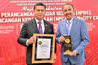 Tahap 3: Leading Smart City