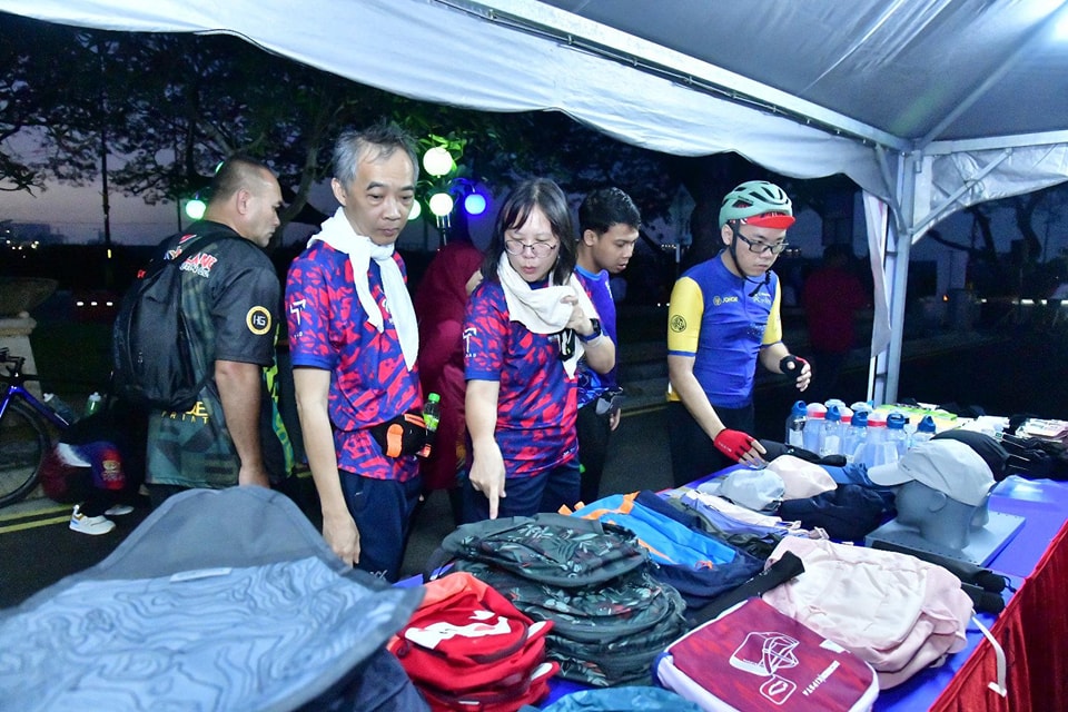 JB Car Free Morning