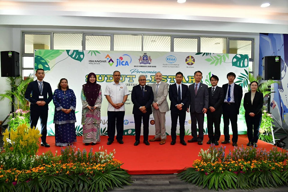 SUDUT LESTARI MBJB DI PERPUSTAKAAN SULTAN ISMAIL