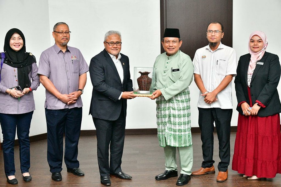 KUNJUNGAN HORMAT DATUK BANDAR JOHOR BAHRU KE MBSP