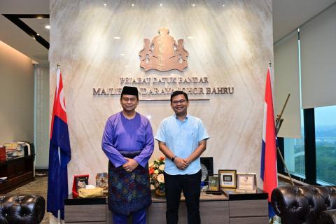 Kunjungan Hormat