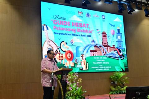 Guide Hebat Pelancong Melekat