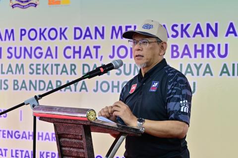 Program Rawatan Air, Penanaman Pokok & Pelepasan Anak Ikan Di Sungai Chat, Johor Bahru