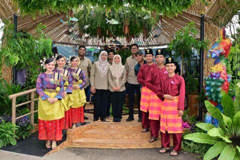 Naib Johon Laman PBT